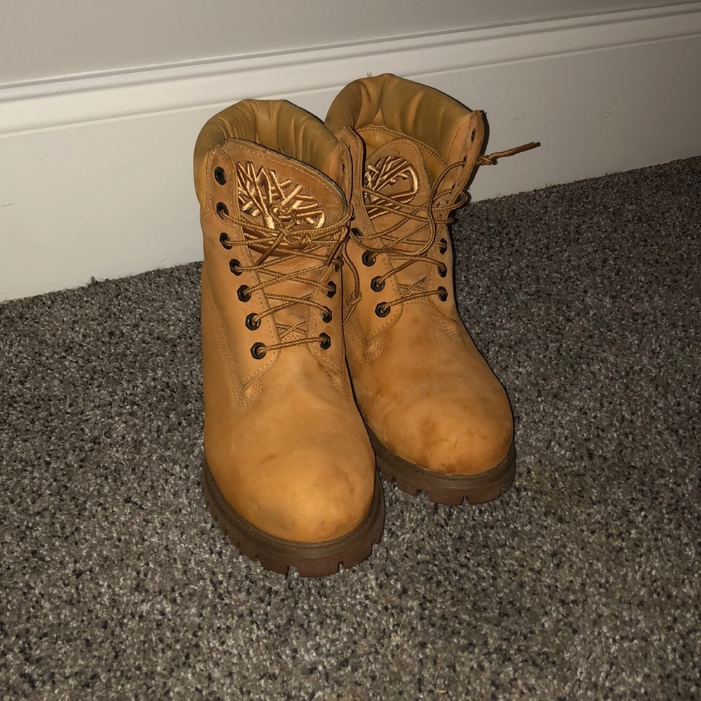Men’s size 11 Timberlands